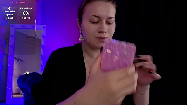 Ariell Margot  online show from January 10, 2026, 7:25 am