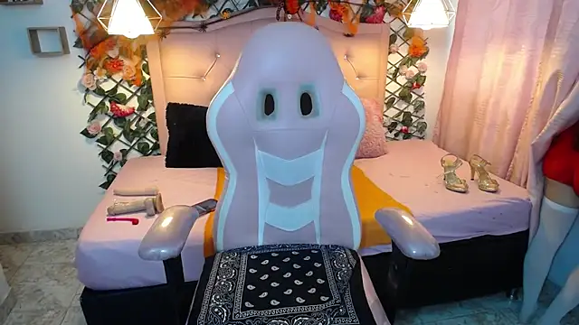 Snapshot of ElizabethSweet_ chatting on November 1, 2025, 7:30 pm ElizabethSweet online show from November 1, 2025, 7:30 pm