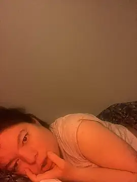 annonyme  422 online show from March 6, 2025, 1:48 am