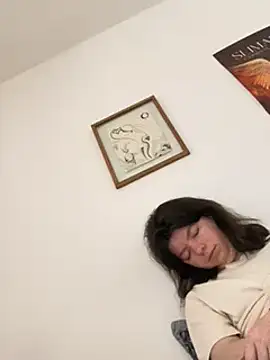 annonyme  422 online show from March 22, 2025, 1:30 pm