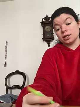 annonyme  422 online show from February 8, 2025, 10:29 am