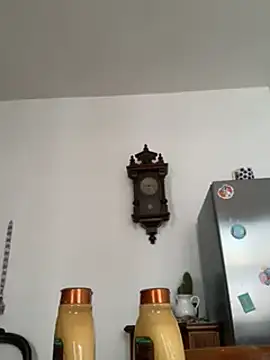 annonyme  422 online show from March 15, 2025, 4:10 pm