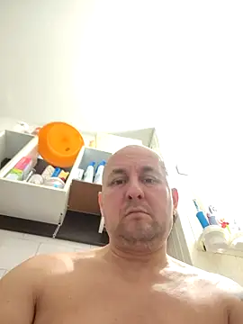 intx800 online show from April 18, 2026, 7:58 pm