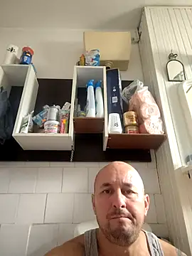 intx800 online show from November 29, 2025, 10:04 am