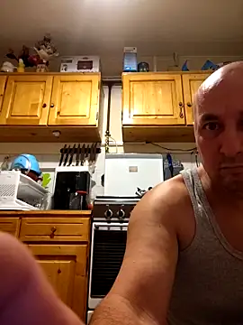 intx800 online show from October 24, 2025, 2:10 am