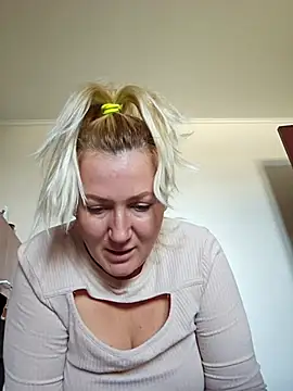 -Schweppes- online show from October 1, 2025, 7:24 am