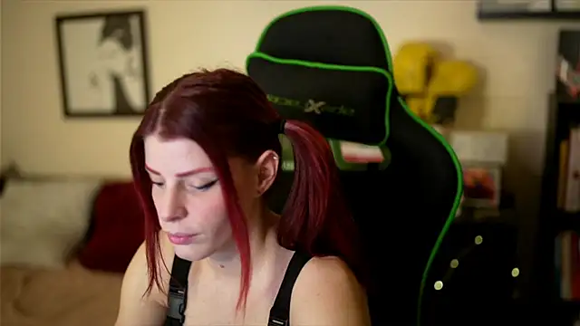 Bellis Perenis online show from March 26, 2026, 5:22 pm