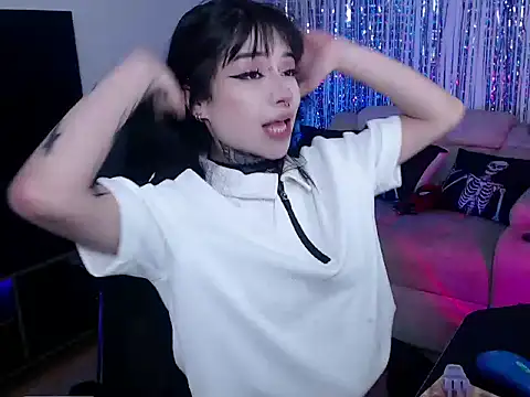 Liaa Rodriguezz online show from September 23, 2025, 11:01 pm