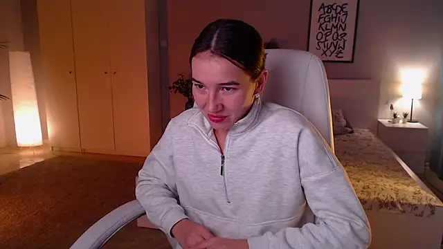 Snapshot of Bellla_Haddid chatting on October 12, 2025, 1:07 am Bellla Haddid online show from October 12, 2025, 1:07 am