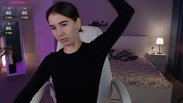 Snapshot of Bellla_Haddid chatting on September 29, 2025, 1:12 am Bellla Haddid online show from September 29, 2025, 1:12 am