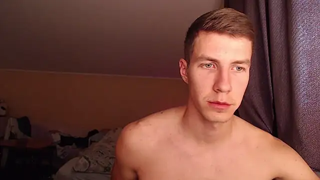 Snapshot of Chris_Brien chatting on October 15, 2025, 8:11 am Chris Brien online show from October 15, 2025, 8:11 am