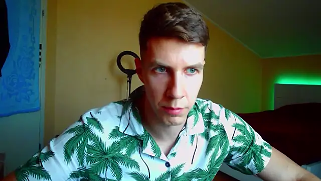 Snapshot of Chris_Brien chatting on June 21, 2026, 7:36 am Chris Brien online show from June 21, 2026, 7:36 am
