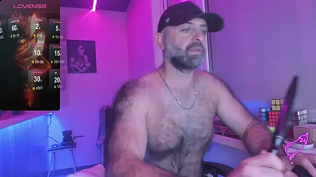 MAGABEAR077 online show from September 30, 2025, 1:39 pm