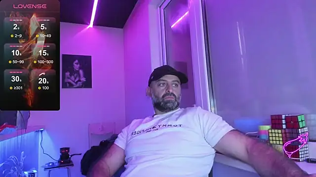 MAGABEAR077 online show from September 9, 2025, 9:08 am