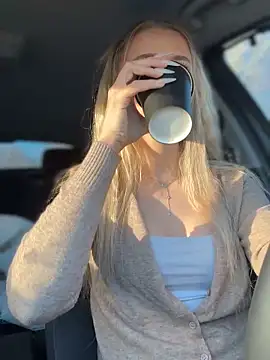 Devill Angel  online show from November 15, 2025, 8:40 am