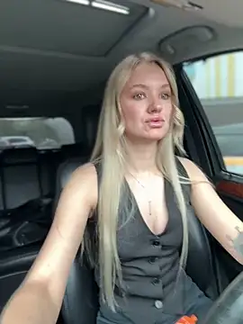 Snapshot of Devill_Angel_ chatting on September 18, 2025, 5:32 am Devill Angel online show from September 18, 2025, 5:32 am