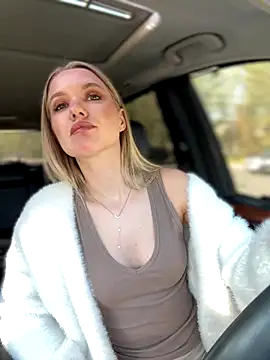 Snapshot of Devill_Angel_ chatting on September 30, 2025, 11:16 am Devill Angel online show from September 30, 2025, 11:16 am