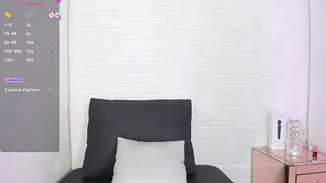 Snapshot of nathally_roses chatting on March 16, 2025, 9:16 pm nathally roses online show from March 16, 2025, 9:16 pm