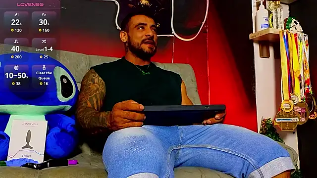 Snapshot of ERIC_HARRISON chatting on February 7, 2026, 3:03 am ERIC HARRISON online show from February 7, 2026, 3:03 am