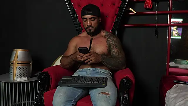 Snapshot of ERIC_HARRISON chatting on October 25, 2025, 3:28 am ERIC HARRISON online show from October 25, 2025, 3:28 am