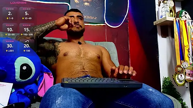 Snapshot of ERIC_HARRISON chatting on February 14, 2026, 7:58 pm ERIC HARRISON online show from February 14, 2026, 7:58 pm