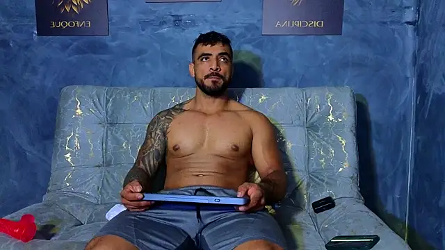 Snapshot of ERIC_HARRISON chatting on September 30, 2025, 1:33 am ERIC HARRISON online show from September 30, 2025, 1:33 am