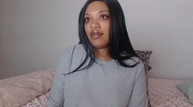 thekelliecapri online show from December 3, 2024, 2:53 am