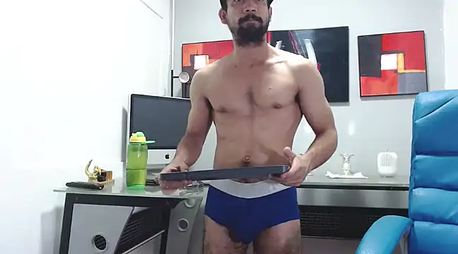 ryan musclexxx online show from December 3, 2024, 10:34 am