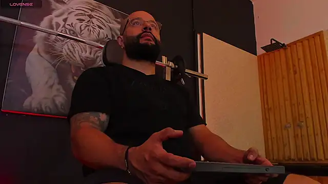 Luke  09 online show from November 14, 2025, 11:25 am