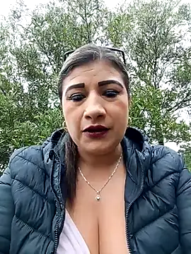 Hannahcandyy online show from March 14, 2025, 1:46 pm