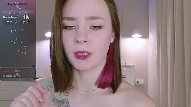 Pink SeaGul online show from February 11, 2025, 8:10 pm
