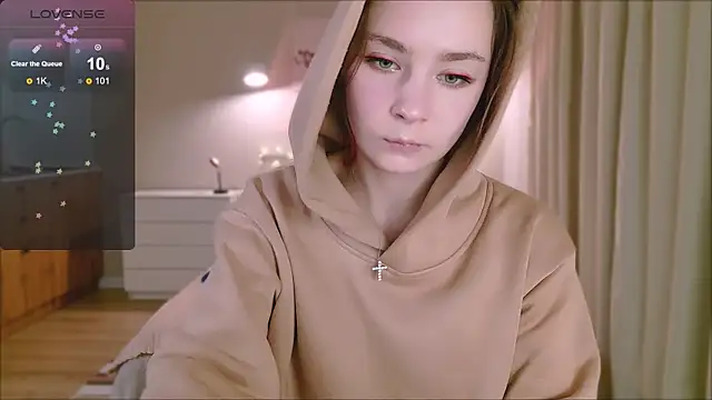 Pink SeaGul online show from March 10, 2025, 5:07 pm