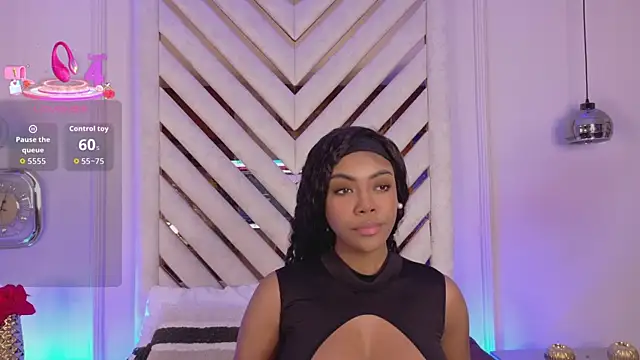 Snapshot of Lola_King chatting on June 8, 2026, 5:41 am Lola King online show from June 8, 2026, 5:41 am
