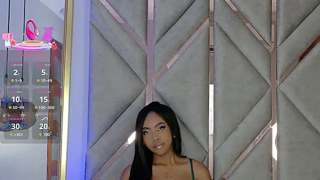 Snapshot of Lola_King chatting on October 16, 2025, 7:55 pm Lola King online show from October 16, 2025, 7:55 pm