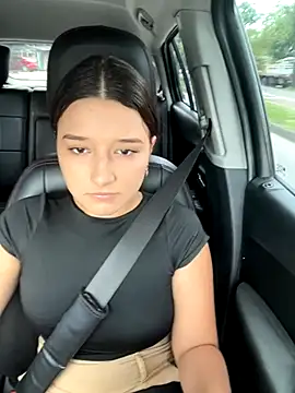 Snapshot of littlemelodi18 chatting on October 6, 2025, 5:46 pm littlemelodi18 online show from October 6, 2025, 5:46 pm