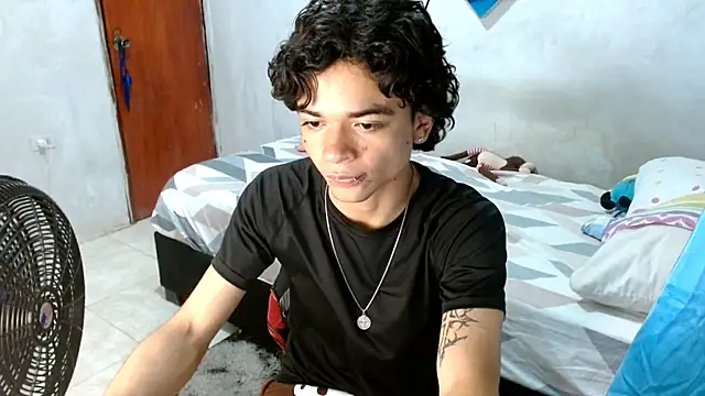 Lovebeng  online show from November 29, 2025, 12:55 am