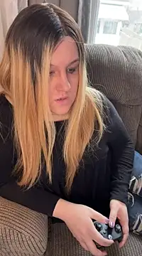 PuckBunny17 online show from January 8, 2025, 3:17 pm