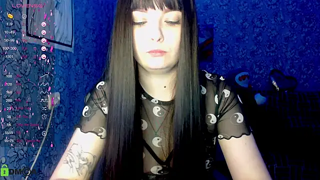 twinkling melon online show from December 20, 2024, 4:14 pm