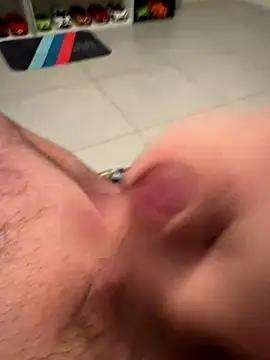 tiou72 online show from November 28, 2025, 3:45 pm