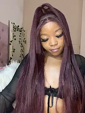 Snapshot of ItsLeyaa chatting on October 10, 2025, 8:31 pm ItsLeyaa online show from October 10, 2025, 8:31 pm