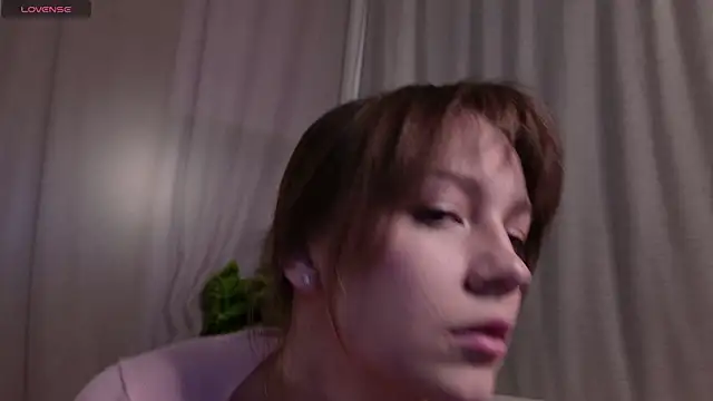 AliceBrayan online show from April 14, 2026, 5:07 pm