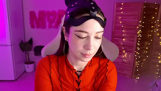 Snapshot of Miss_Mia_Murr chatting on October 8, 2025, 4:36 am Miss Mia Murr online show from October 8, 2025, 4:36 am