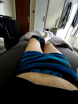 Snapshot of pascalino100 chatting on October 6, 2025, 2:40 pm pascalino100 online show from October 6, 2025, 2:40 pm