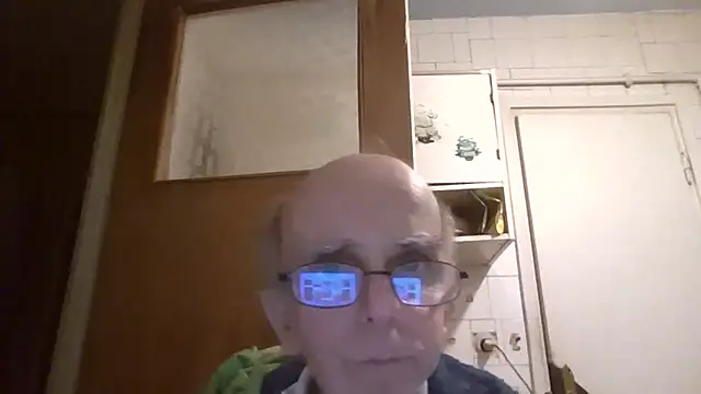 mariusica1xh online show from March 24, 2026, 11:05 pm