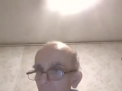 mariusica1xh online show from October 7, 2025, 12:22 am