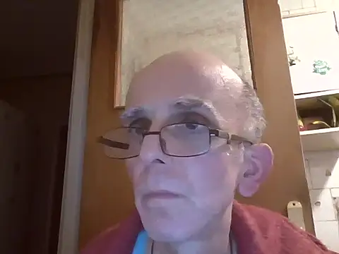 mariusica1xh online show from January 13, 2026, 8:57 pm