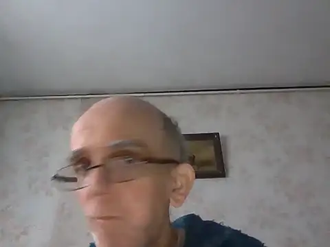 mariusica1xh online show from October 15, 2025, 12:35 pm