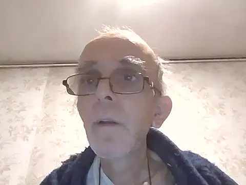 mariusica1xh online show from November 2, 2025, 5:07 pm