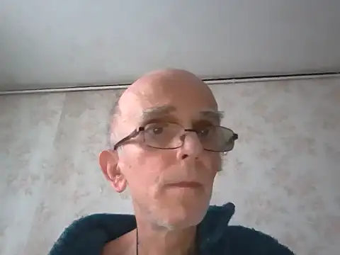mariusica1xh online show from September 10, 2025, 1:21 pm