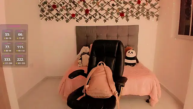 Lilith Miller21 online show from November 8, 2025, 7:06 pm